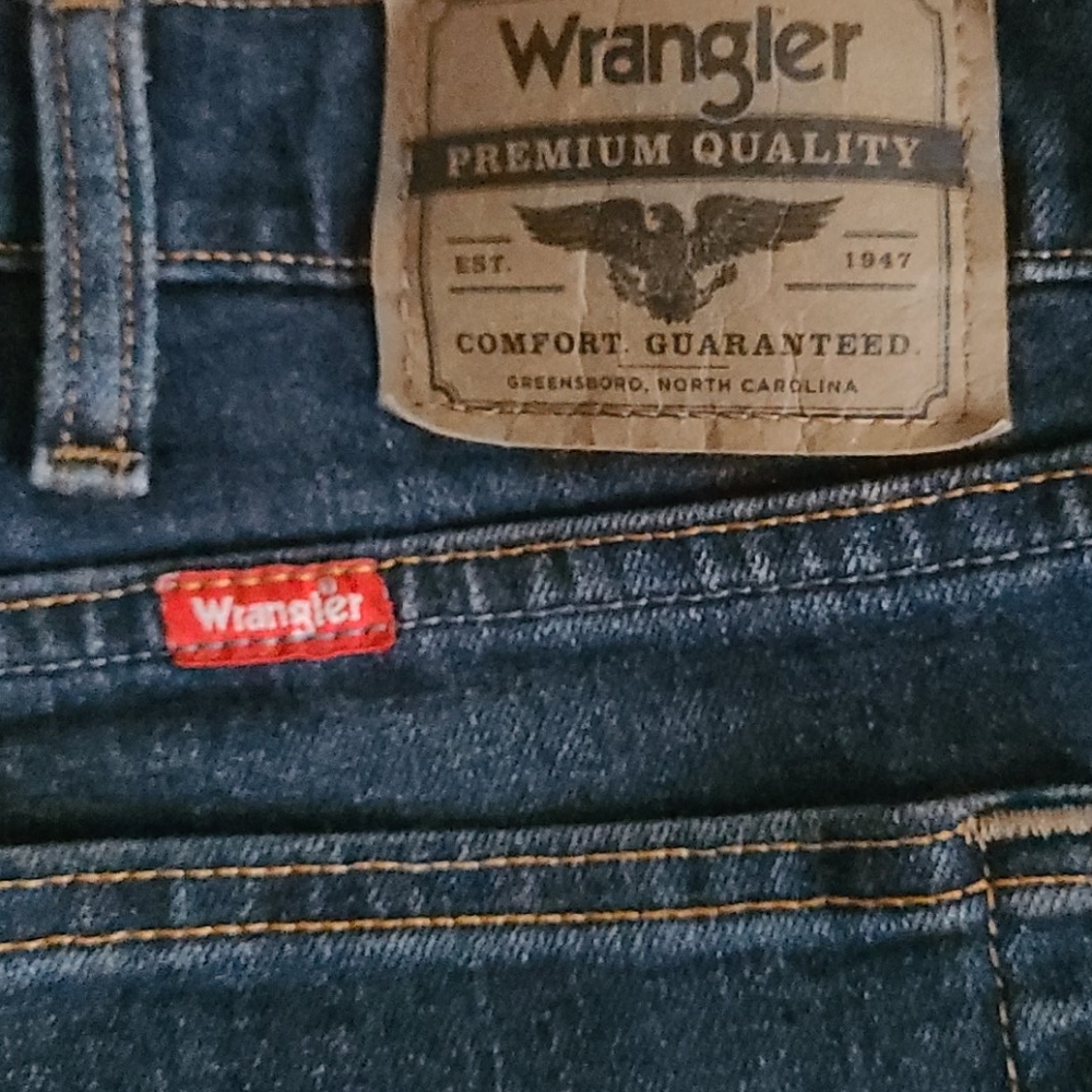 Jeans - Picture 2 of 5